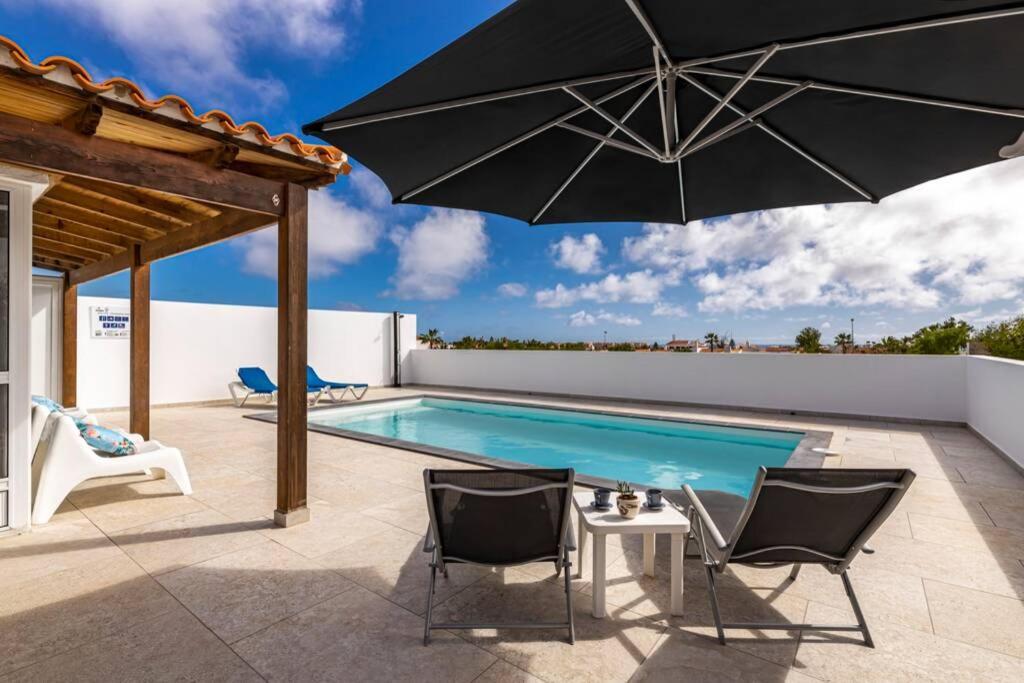Casa El Cardon: Charming With Private Pool. Holiday home Parque Holandes