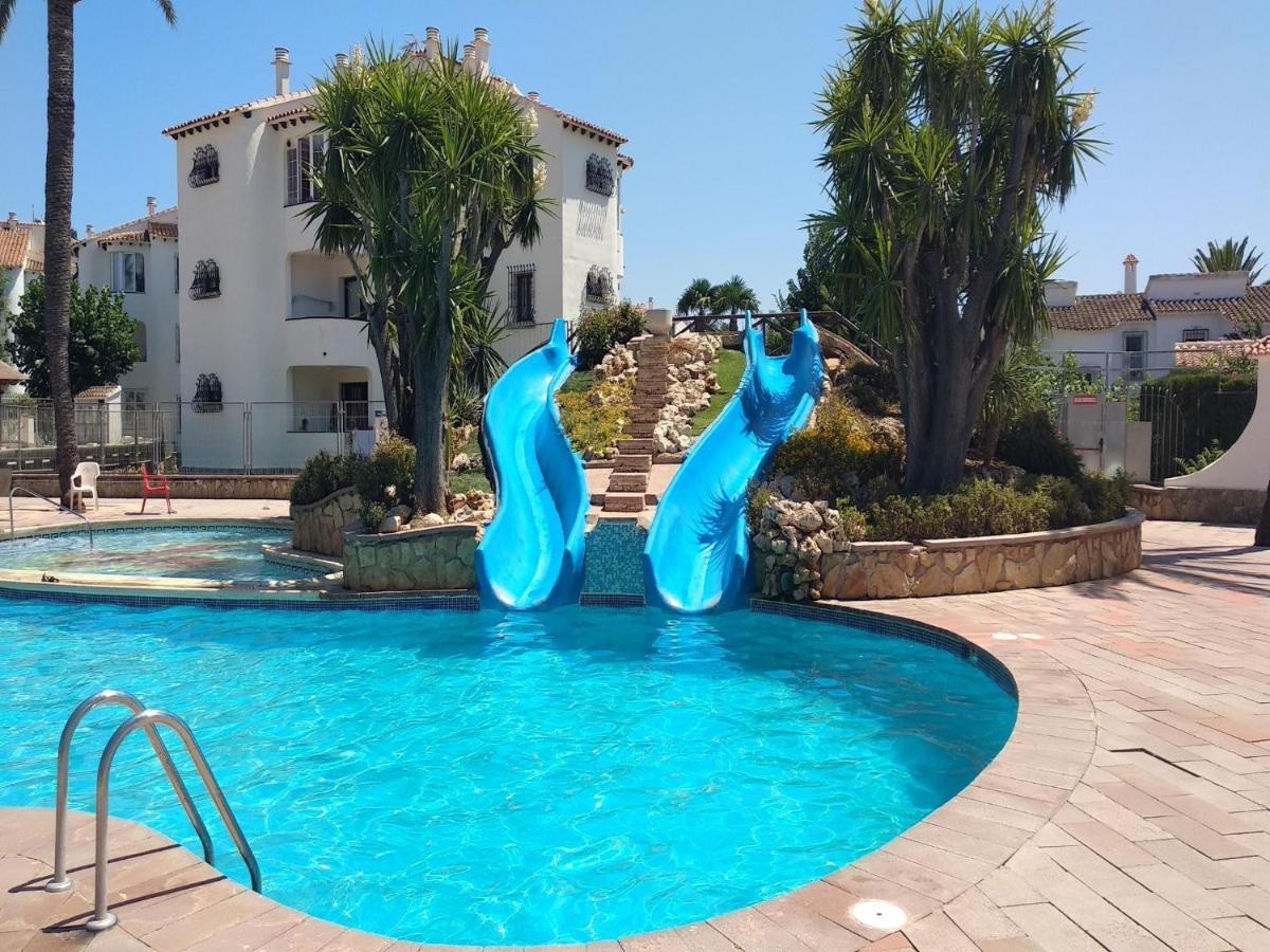 Villa Adosada 2 Hab Frente Piscina Wifi Gratis *