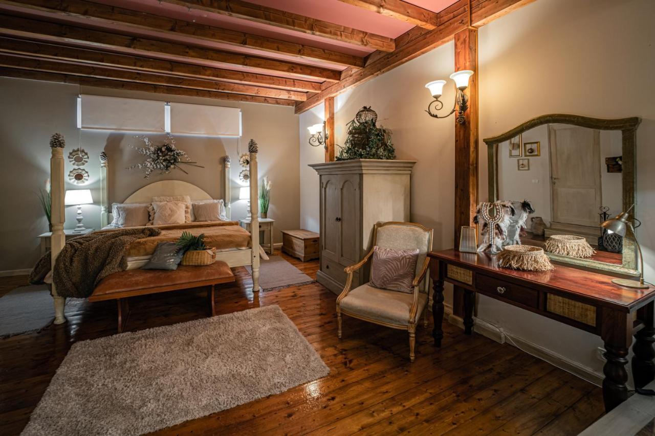 The Lemon Tree Apartment *