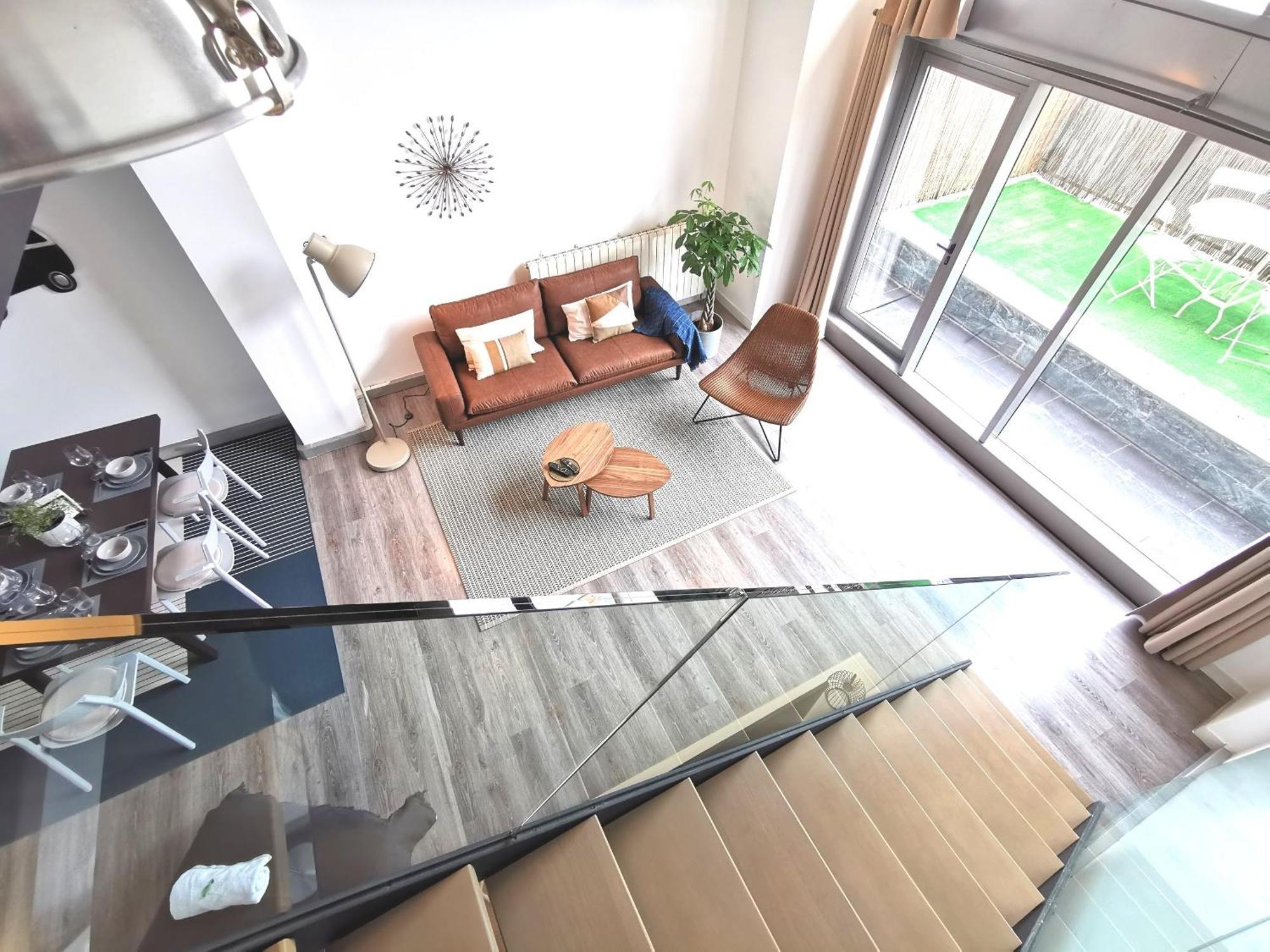 Apartment Garden Loft With Indoor Swimming Pool &
