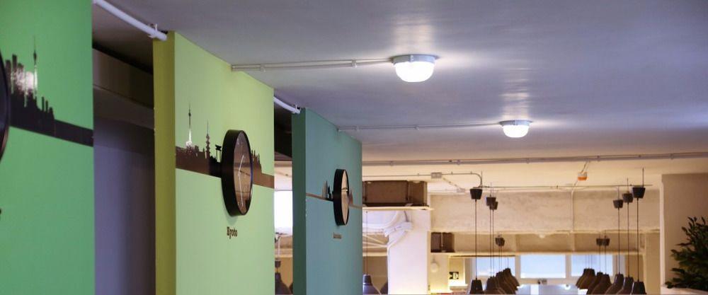 Hostel Hola Eixample Barcelona