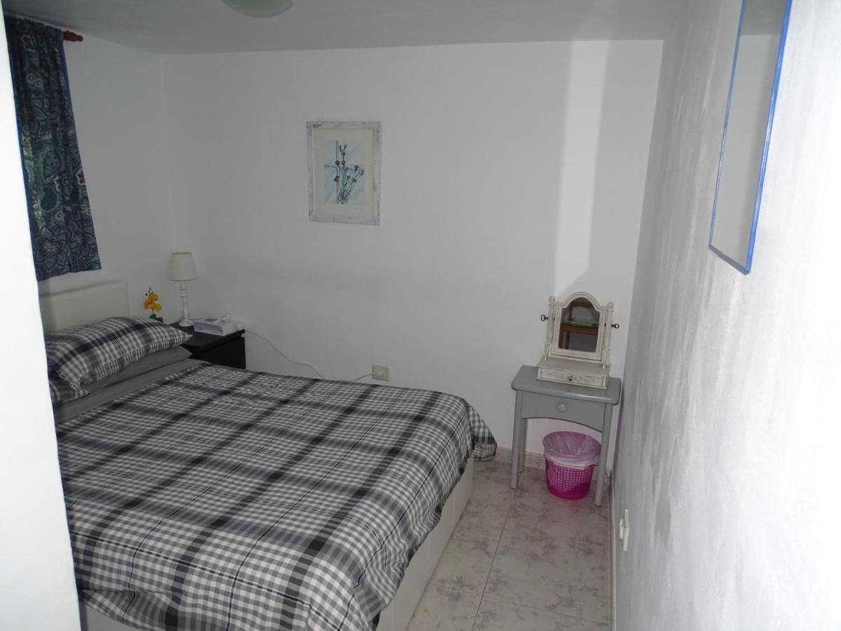 Rickaty Bed And Breakfast, Airport Hotel, De Aeropuerto, Palmas Airport, Gran Canaria Airport, Lpa, Spain 2*