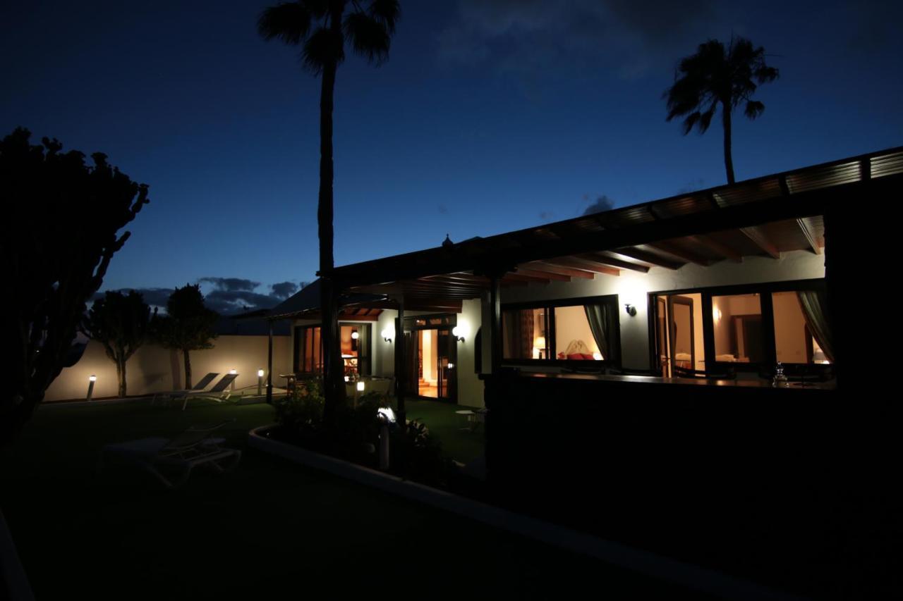 Villa Vista Del Mar - Oceanfront Luxury With Private Pool Costa Teguise