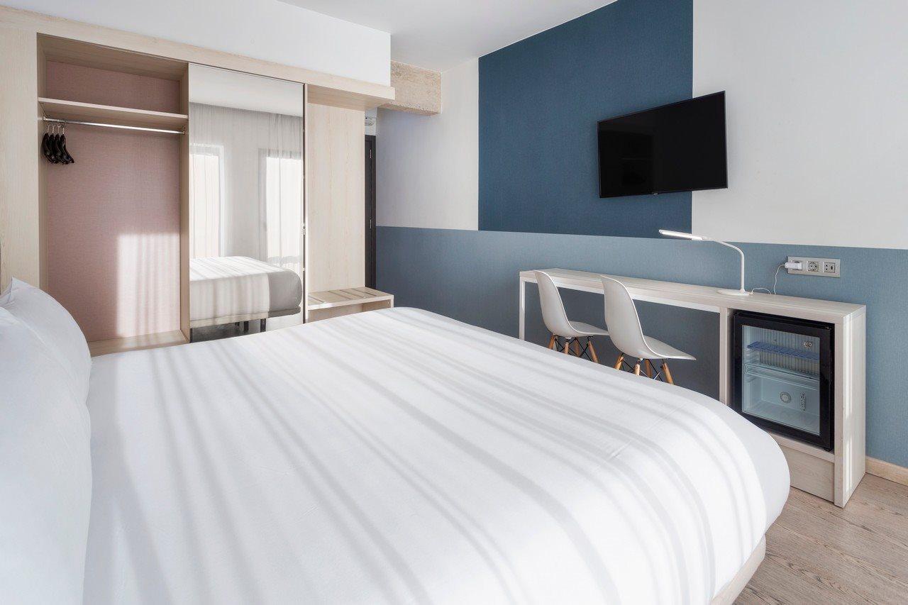 Donostia Aeropuerto Hotel 3*