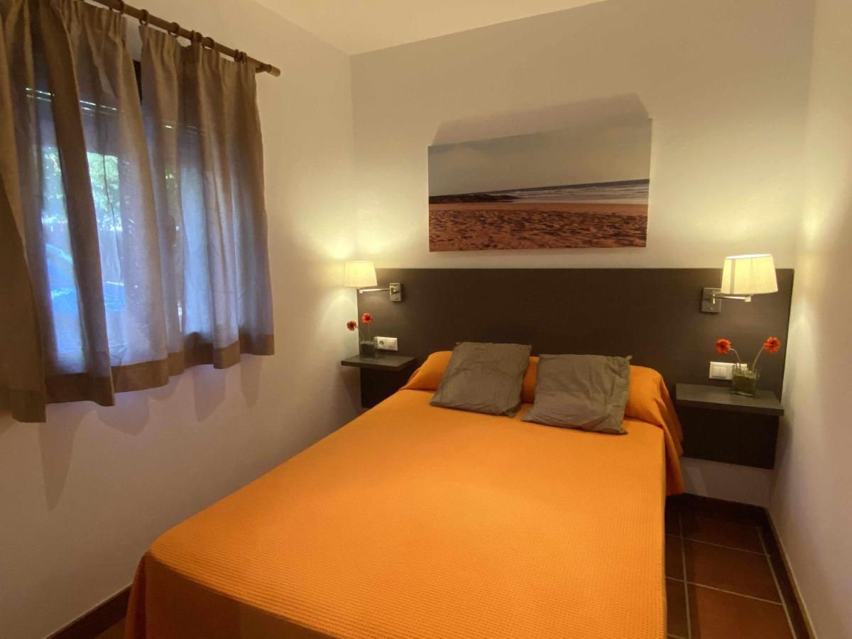Apartamento Con Doble Entrada Y Piscina Compartida En El Palmar Cádiz