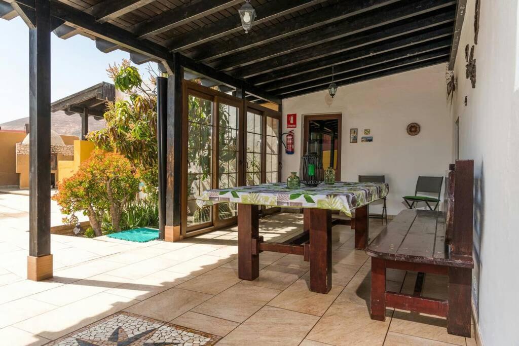 Con Piscina Privada Manitaga. Villa *