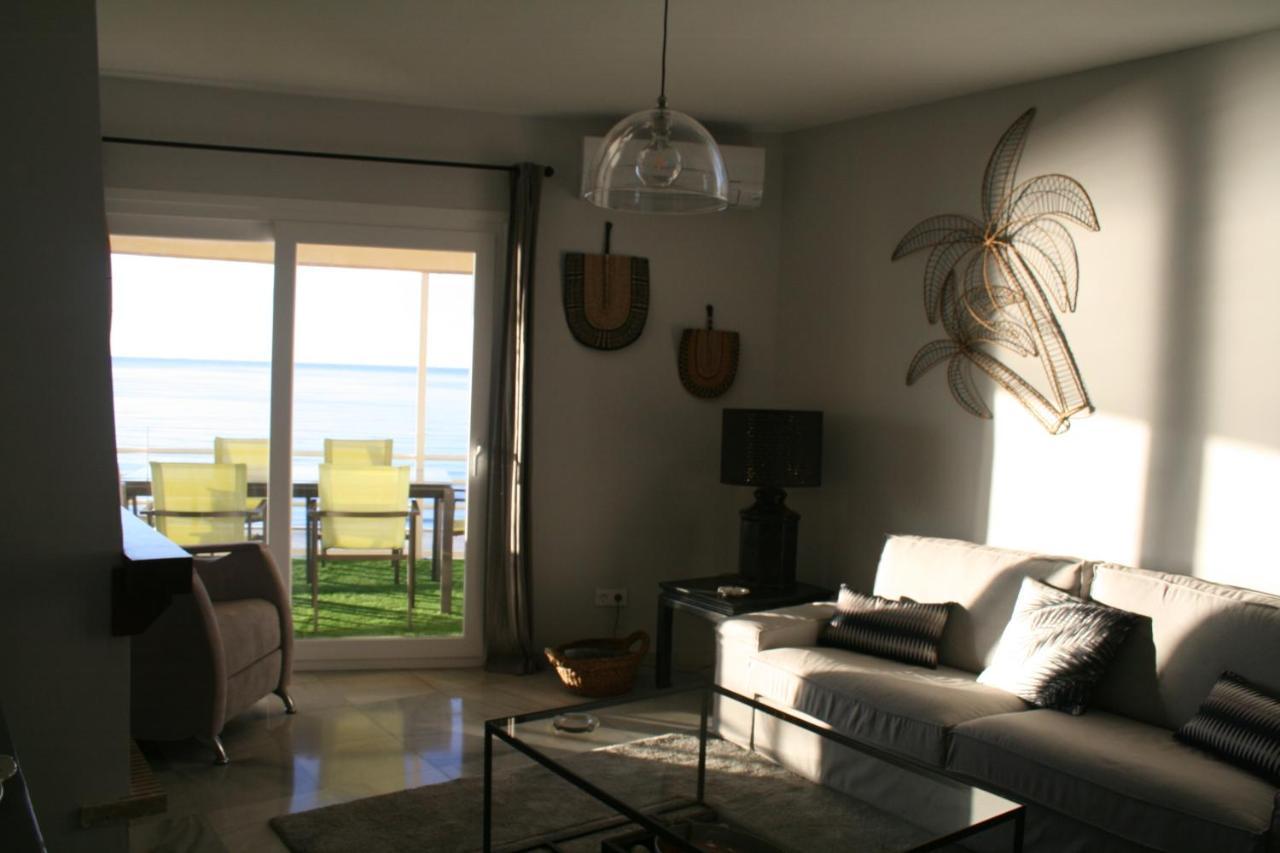 En Primera Linea/beachfront Apartamento *