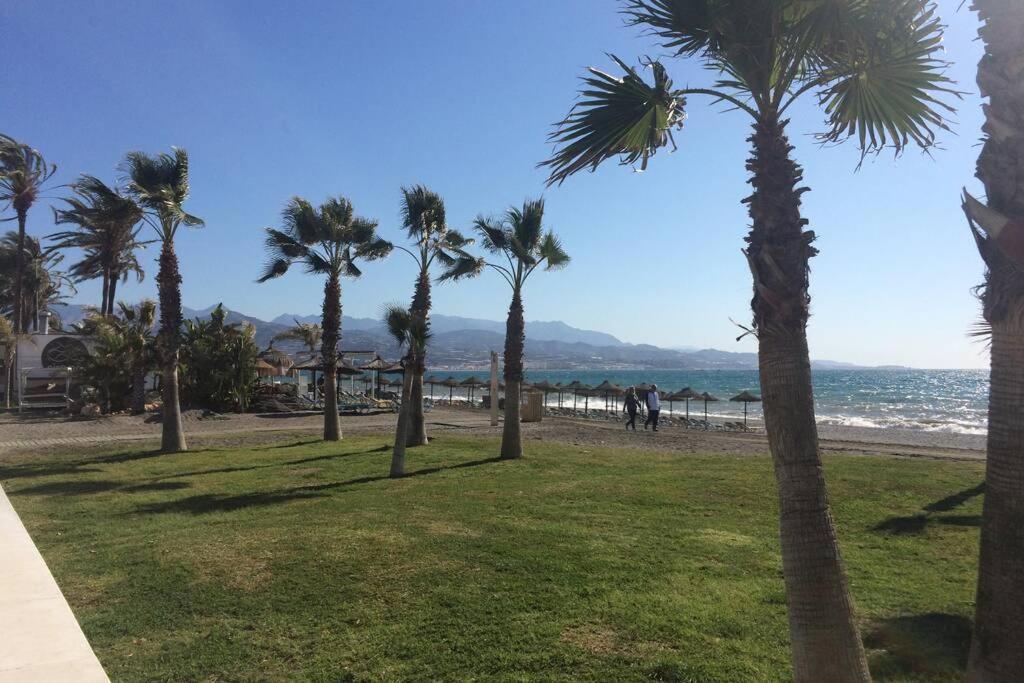 Lovely Flat With Swimming Pool And Rooftop Apartment Torre Del Mar
