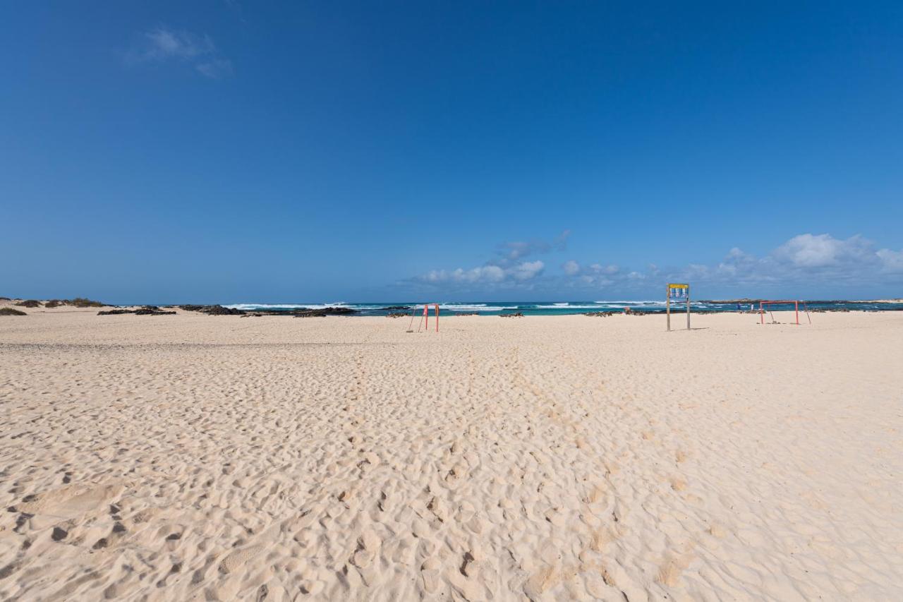 Homeforguest Modern And New Beachfront Apartment