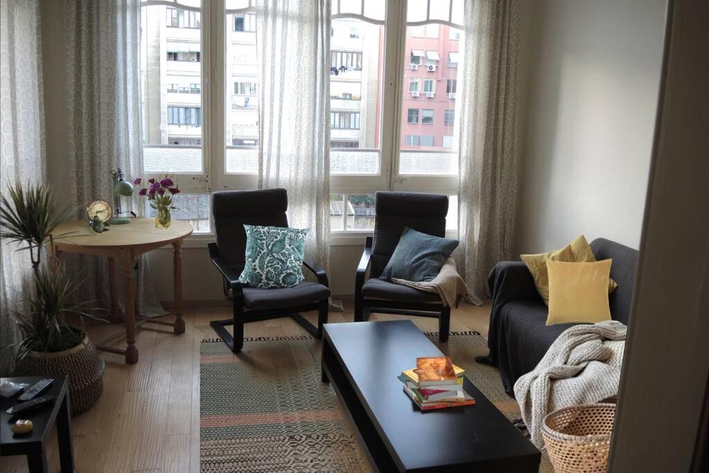 Beautiful & Central Flat Near Sagrada Familia * Barcelona