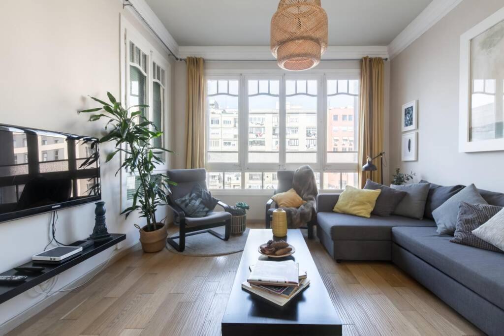 Apartment Beautiful & Central Flat Near Sagrada Familia