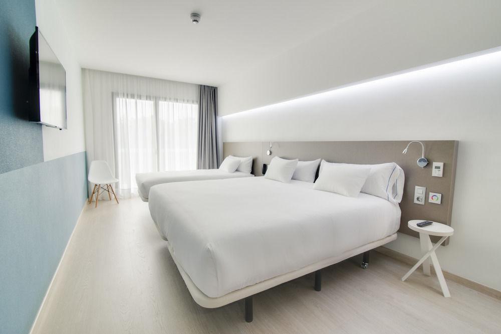 Donostia Aeropuerto Hotel 3*