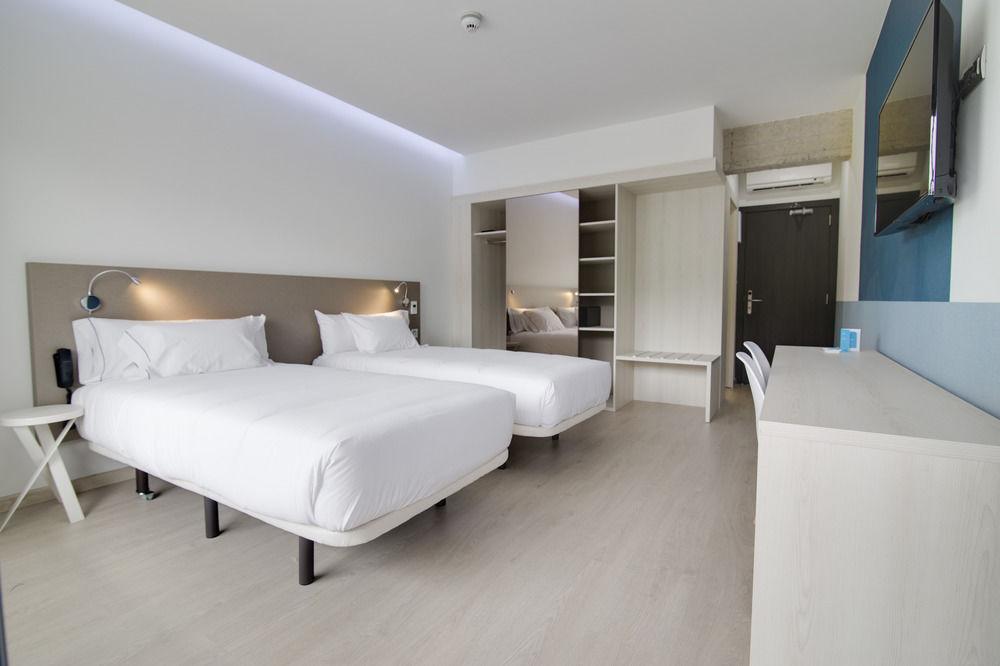 Hotel Donostia Aeropuerto 3*