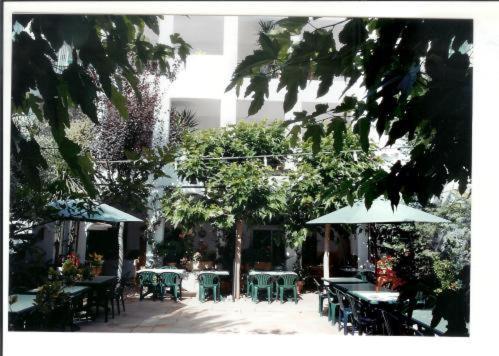Hotel Coral *