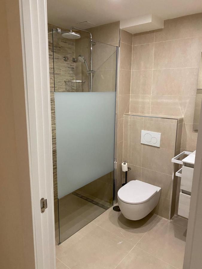 2 Bedroom 2 Bathroom In The Heart Of With Big Terrace And Free Parking Space Close To *