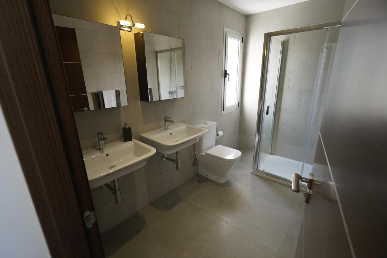 Villa Casa Achaman - Contemporary Style With Outstanding Views