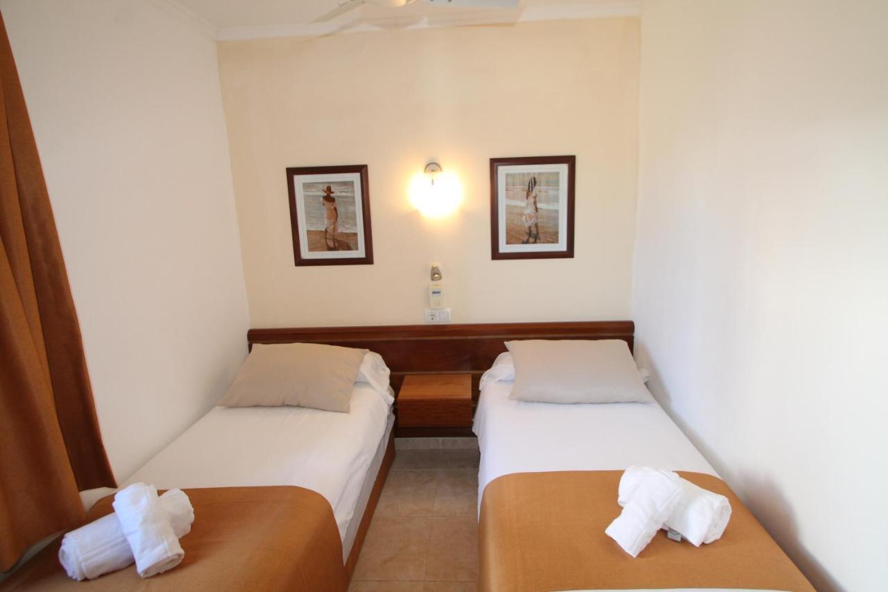 Talayot Apartahotel