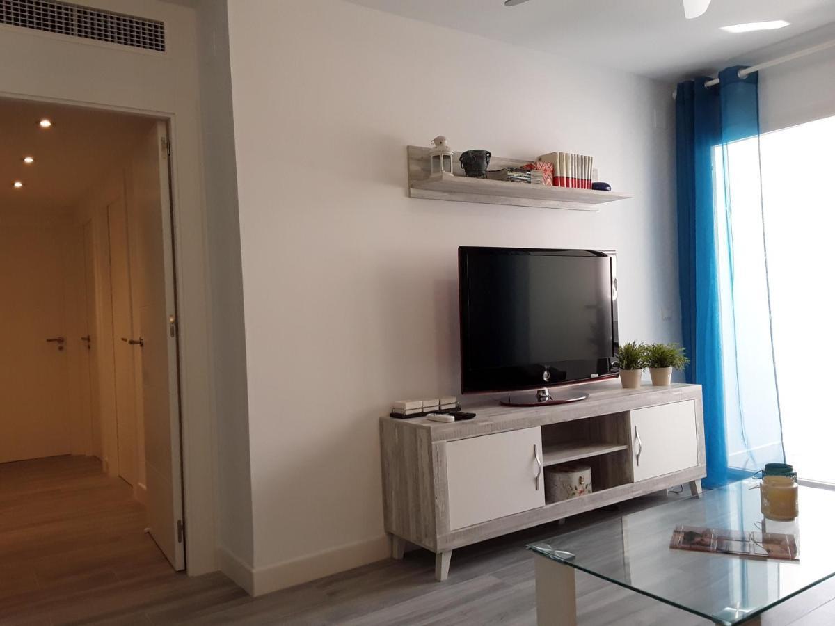 Luminoso Apartamento Turistico Beach Apartment *