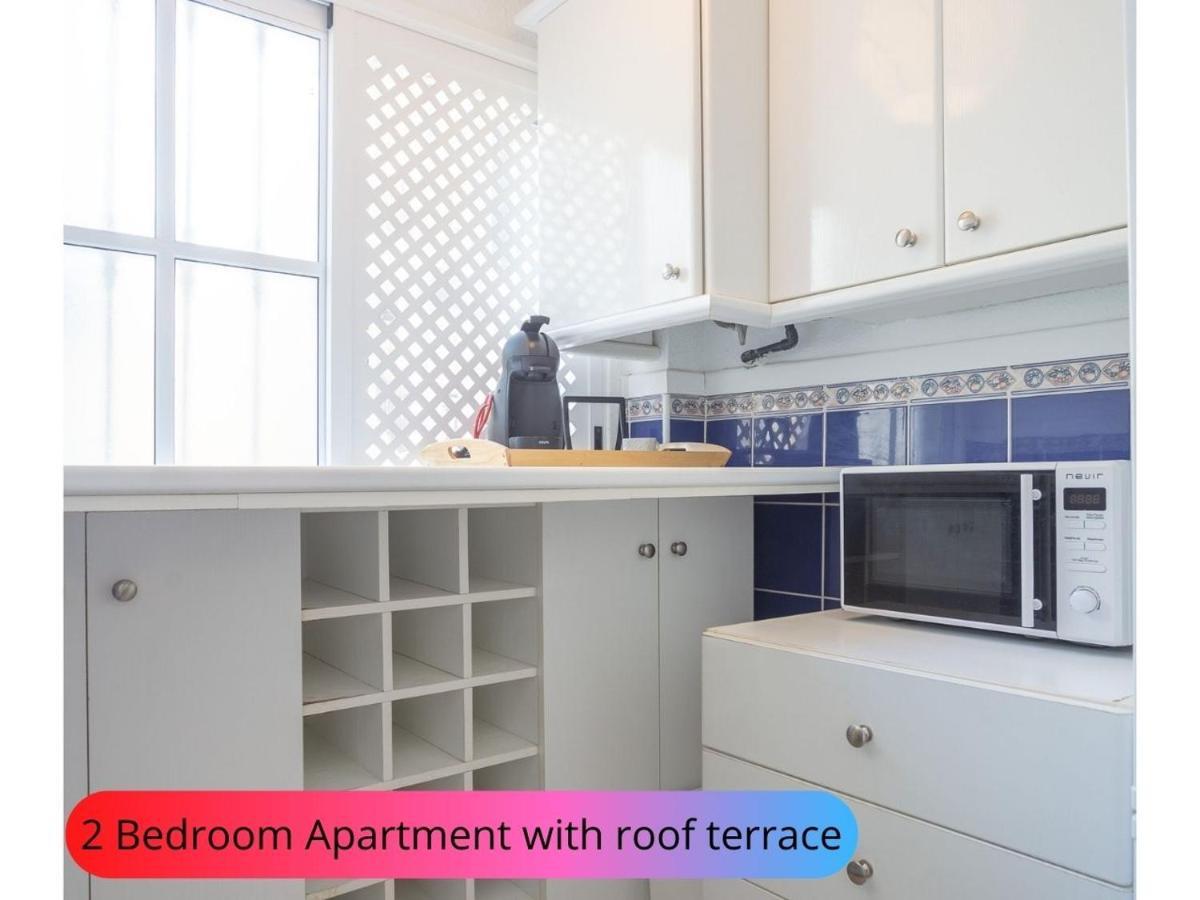 Desirable Rooftop Terrace , 2 Bedroom With Wifi In Costa Adeje Apartment