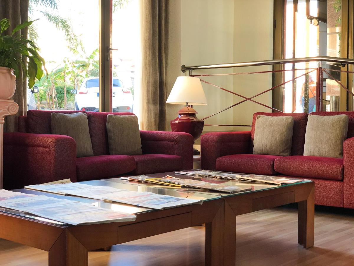 Hotel Perla Marina