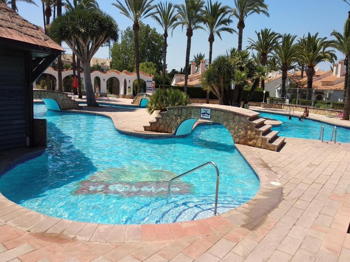 Adosada 2 Hab Frente Piscina Wifi Gratis *