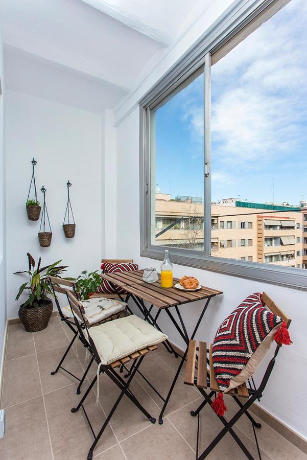 U-nique Fira Gran Via Apartment *