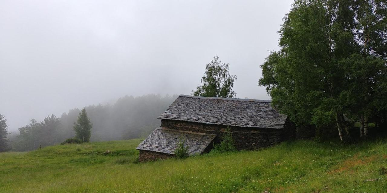 Bordes Pirineu, Costuix Campo de lujo Àreu