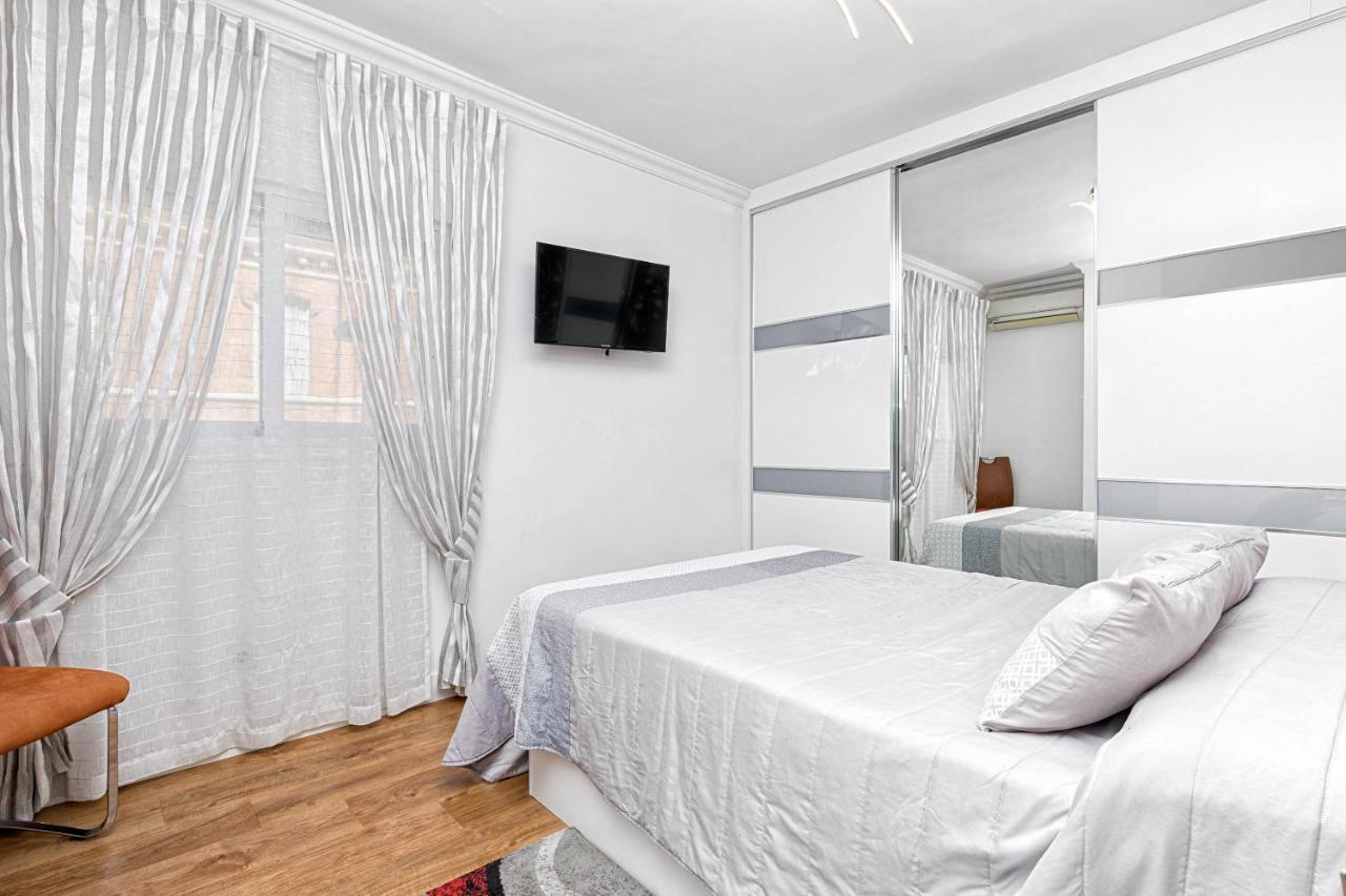 Apartment Luxury On The Beach By Rafleys Malaga