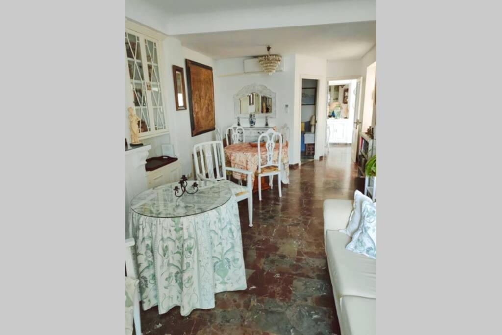 La Casa De Flores By Gades Gestion