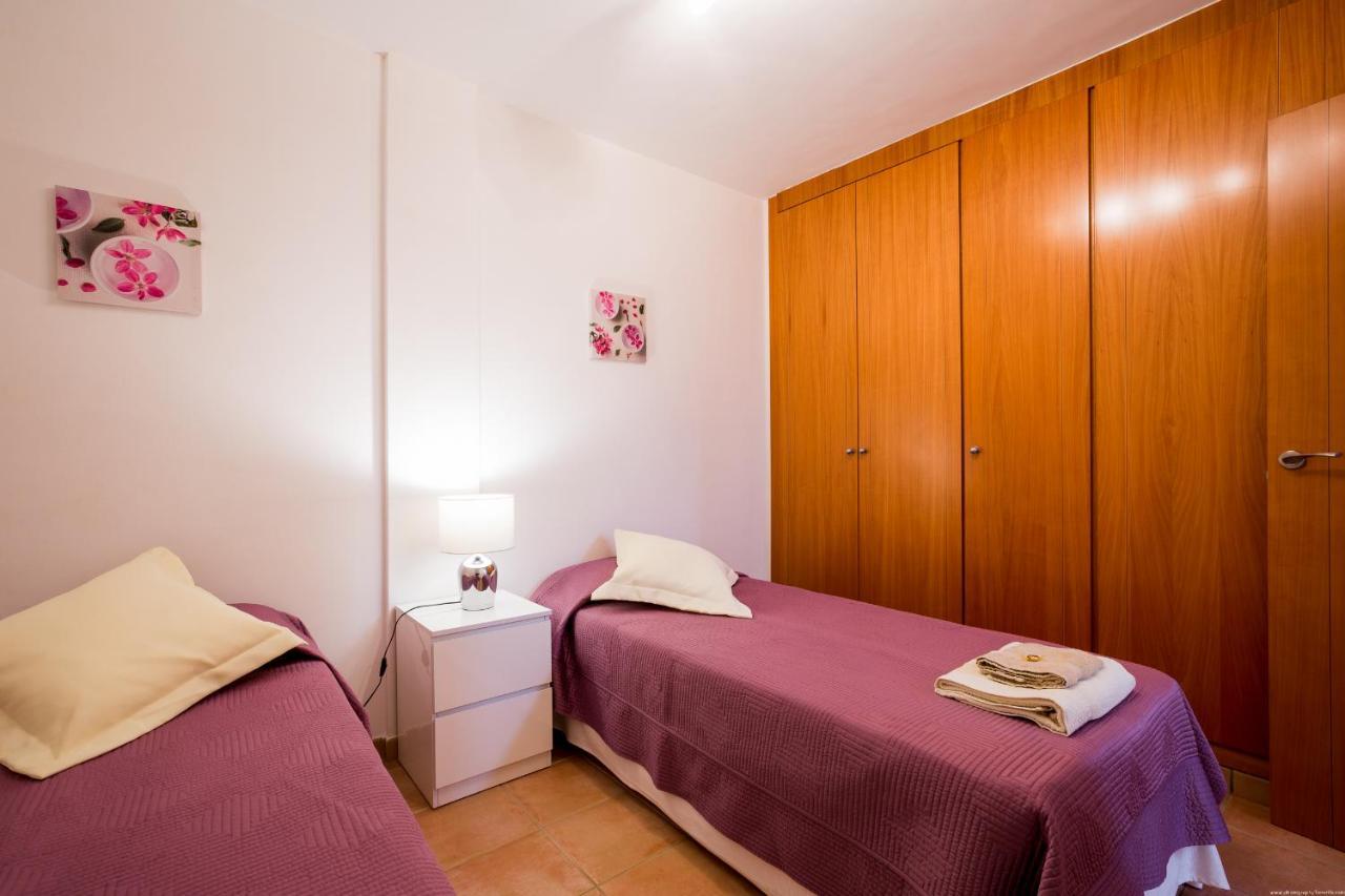 Apartment Go2tenerife Apart'tera Solarium, Terraces, Swimming Pools & Parking