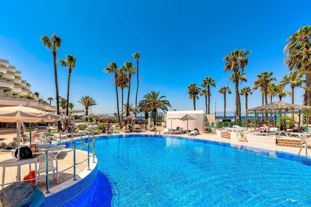 In Complex Altamira With Direct Ocean View Apartamento *