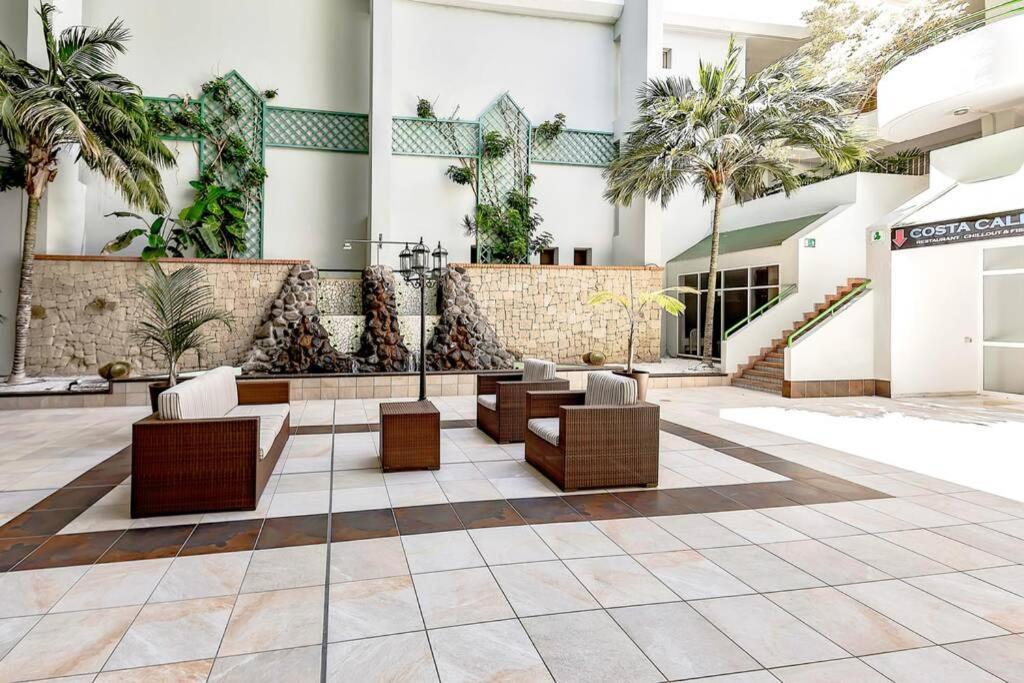 Apartamento In Complex Altamira With Direct Ocean View *