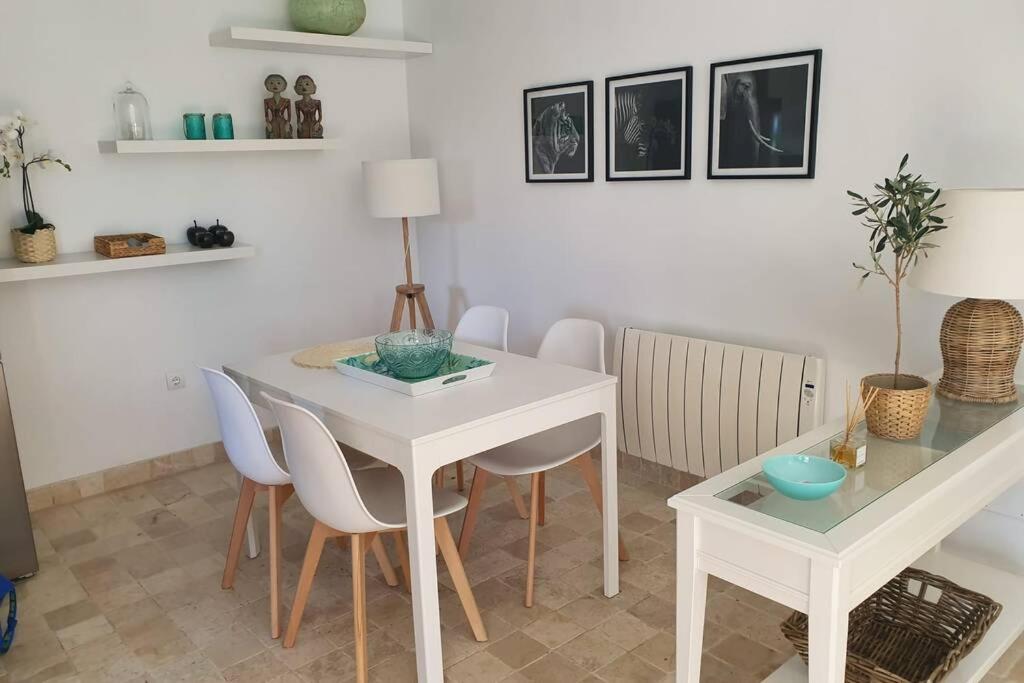 Costabella -villa Mit Pool Zur Alleinbenutzung Сasa de vacaciones *