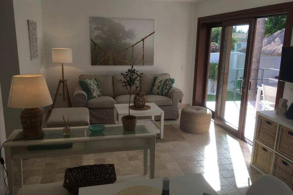 Costabella -villa Mit Pool Zur Alleinbenutzung Сasa de vacaciones *