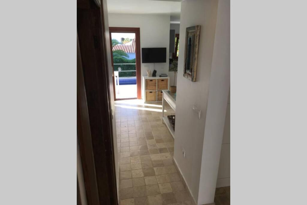 Costabella -villa Mit Pool Zur Alleinbenutzung Сasa de vacaciones *