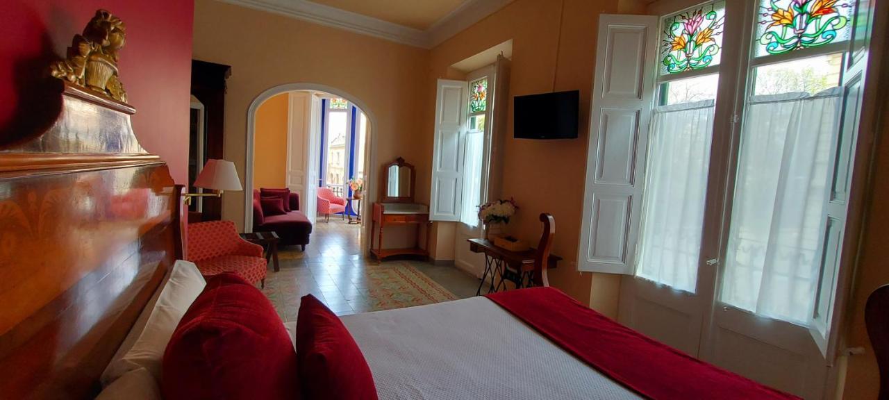 Hotel Noucentista 2*
