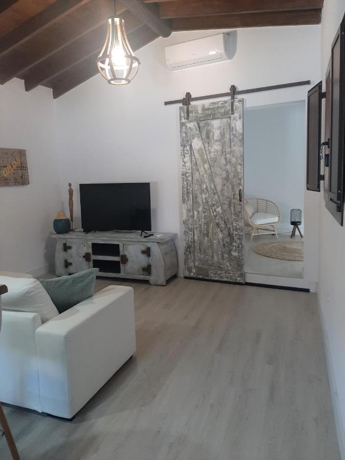 Villa Aura *