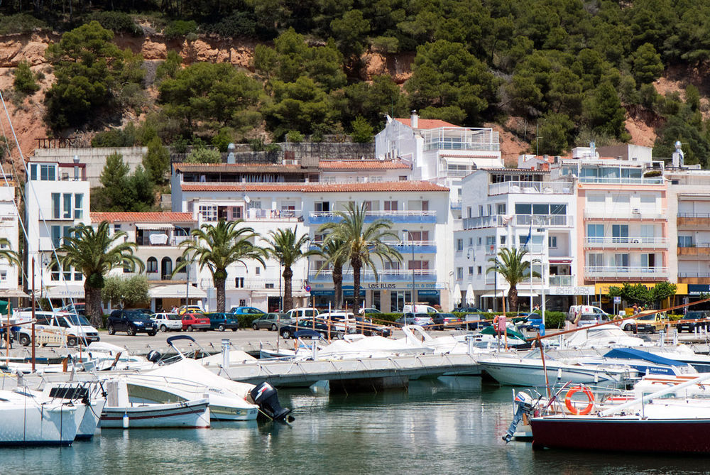Hotel & Diving Les Illes 3*