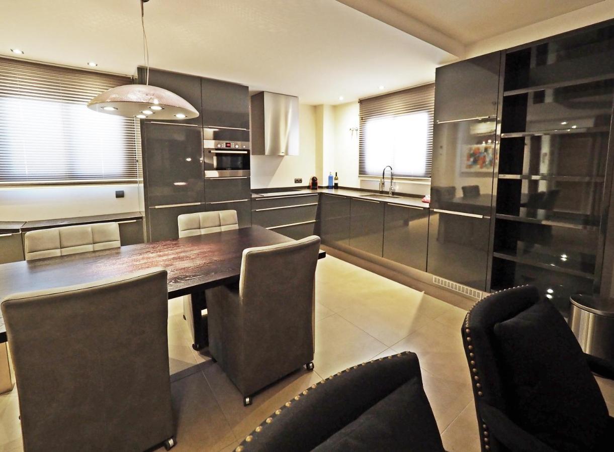 Apartamento Luxe Aan De Jachthaven Met Frontaal Zeezicht
