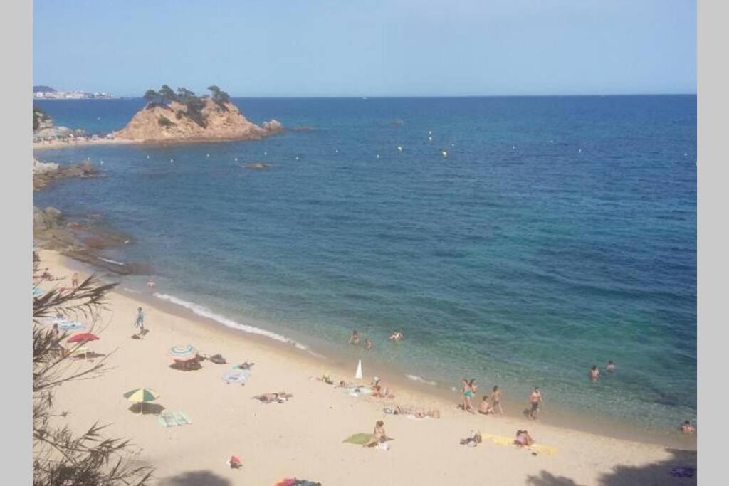 Al Lado De La Playa Con Parking Y Jardín