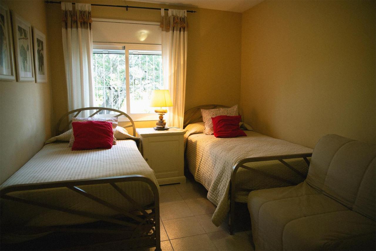 Masia Bartomeu Rural House Between Vineyards 2km From The * El Vendrell