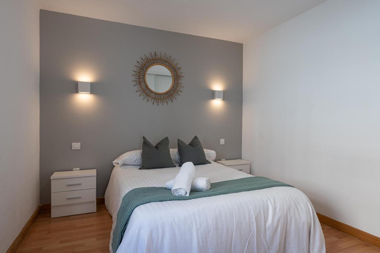 Apartamento Homeforguest With Pool And Terrace 1 Min From The *