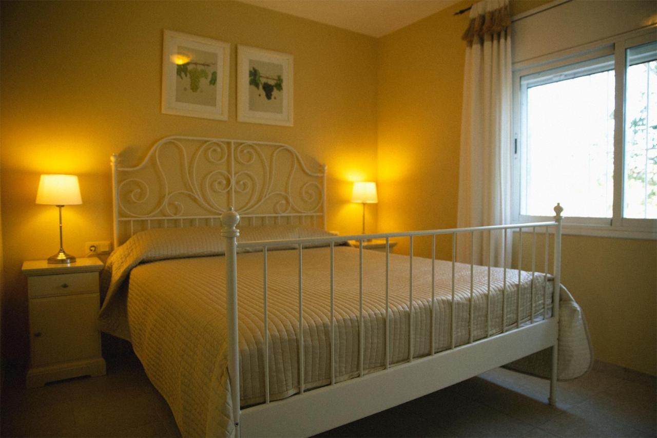 Masia Bartomeu Rural House Between Vineyards 2km From The