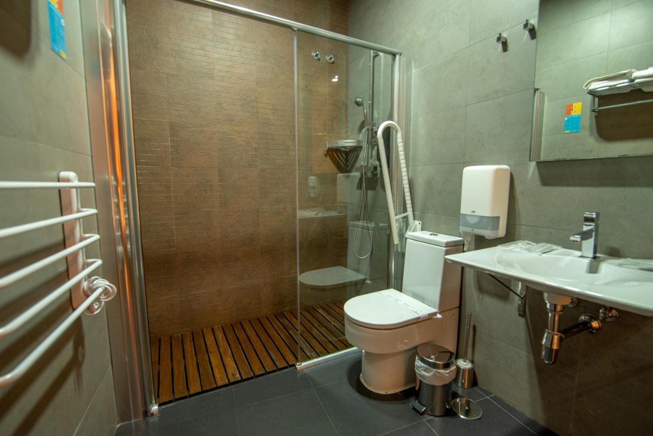 Nardos Hotel 2*