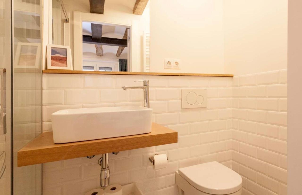 Apartment Modern Ramblas Barcelona