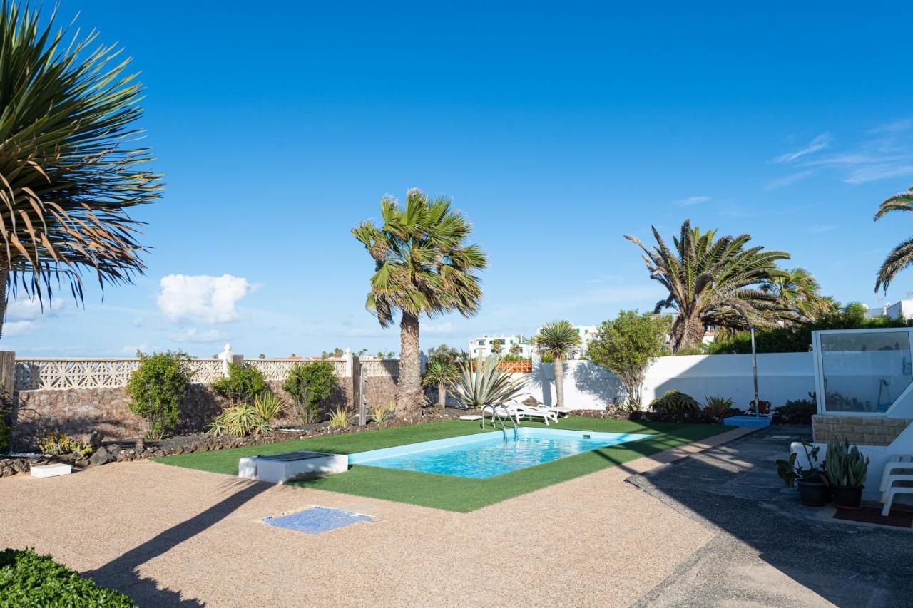 Homeforguest With Pool And Terrace 1 Min From The Apartment