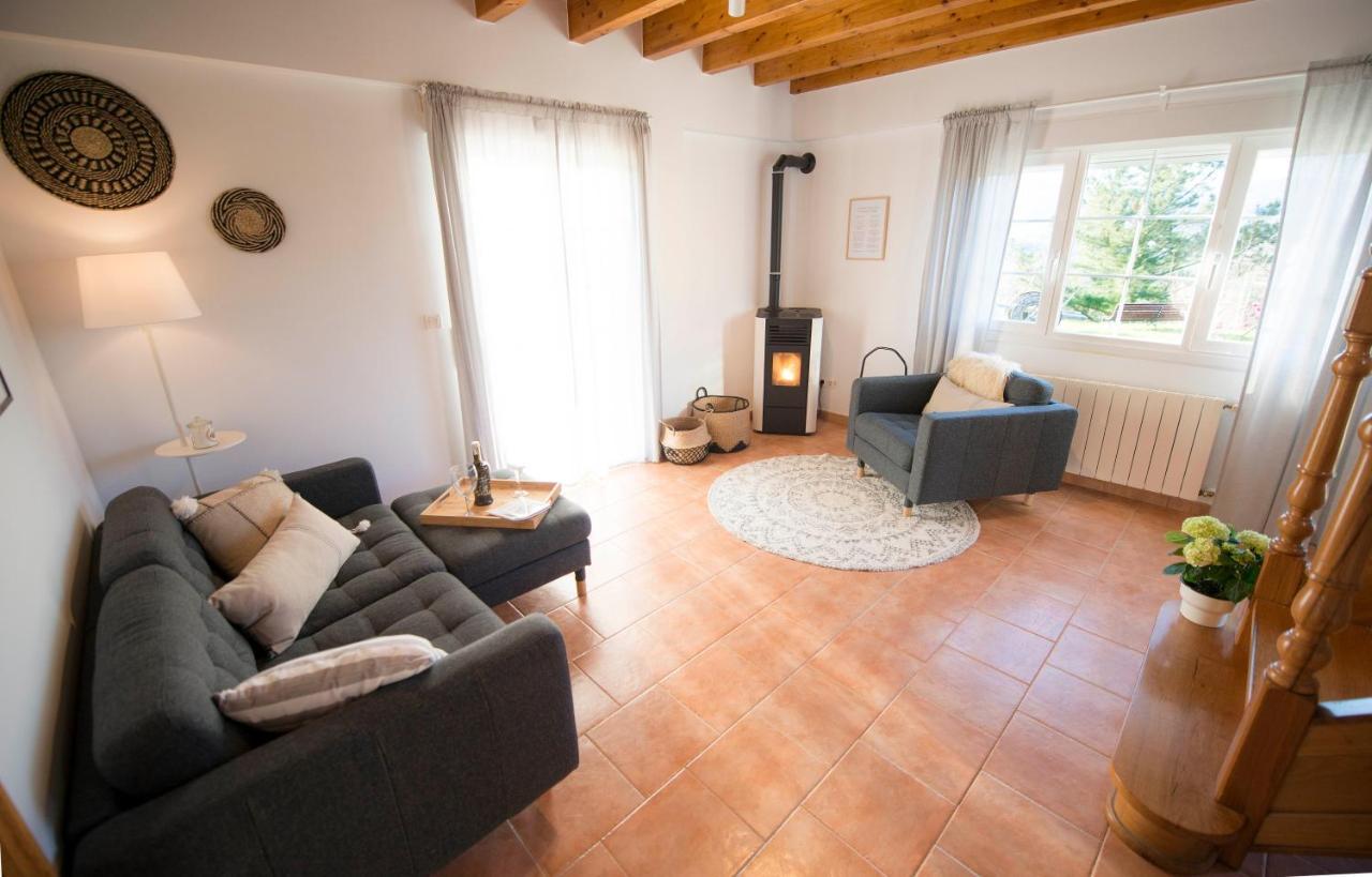 Turisticos Bizkar Bare Apartment *