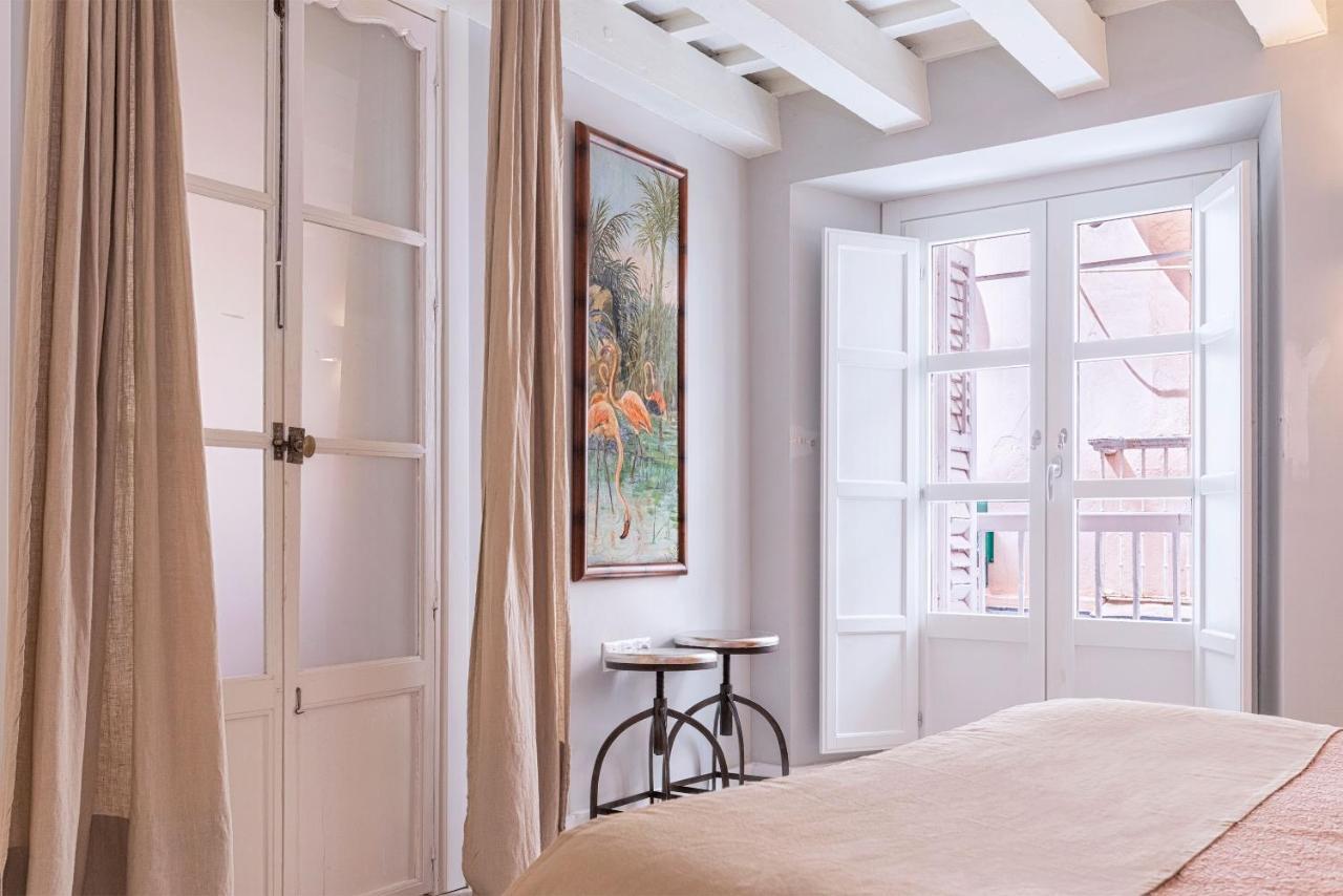 Genteel Plaza De Espana Apartment
