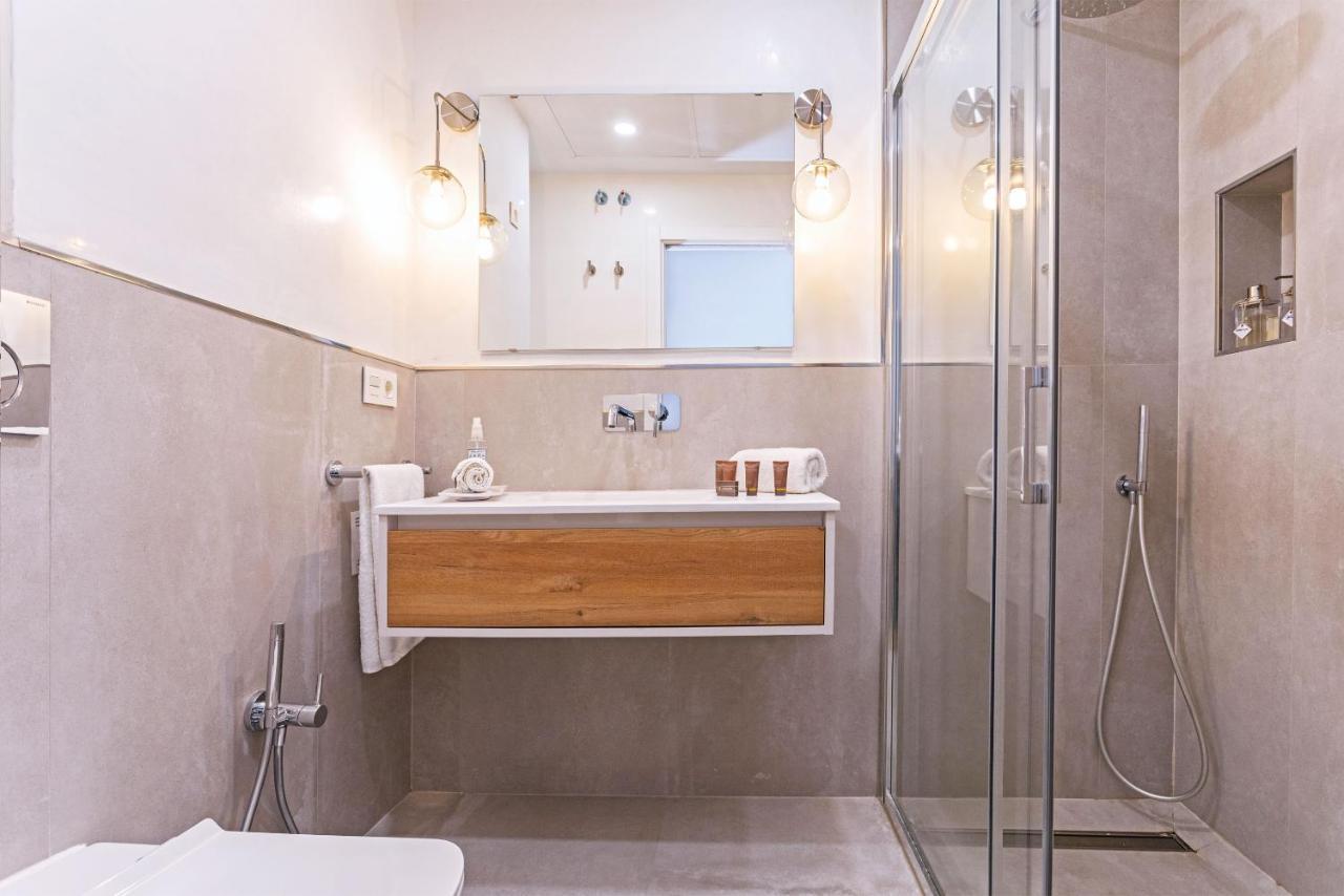 Genteel Plaza De Espana Apartment