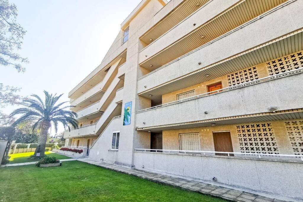 Apartamento Ideal De Cambrils, Piscina, A/a, Playa Apartamento *